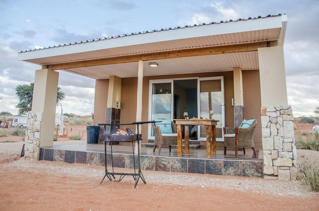Kgalagadi Lodge Askham Luaran gambar