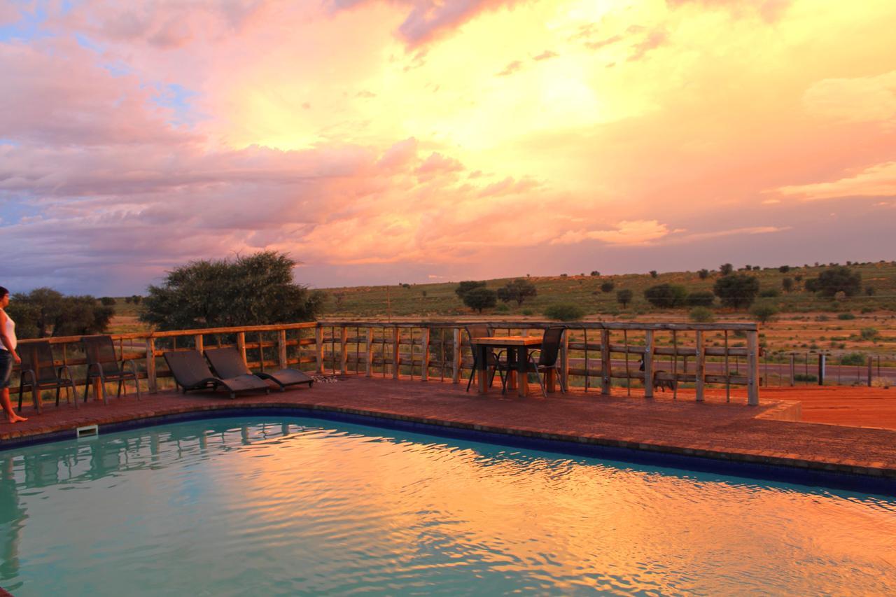 Kgalagadi Lodge Askham Luaran gambar