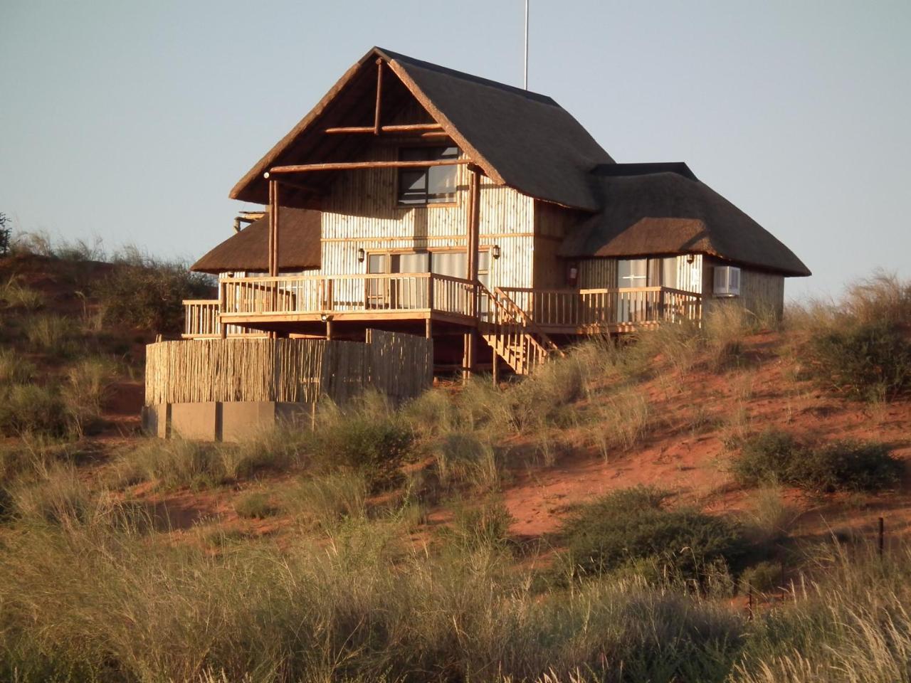 Kgalagadi Lodge Askham Luaran gambar